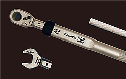 Torque wrench for tight spaces